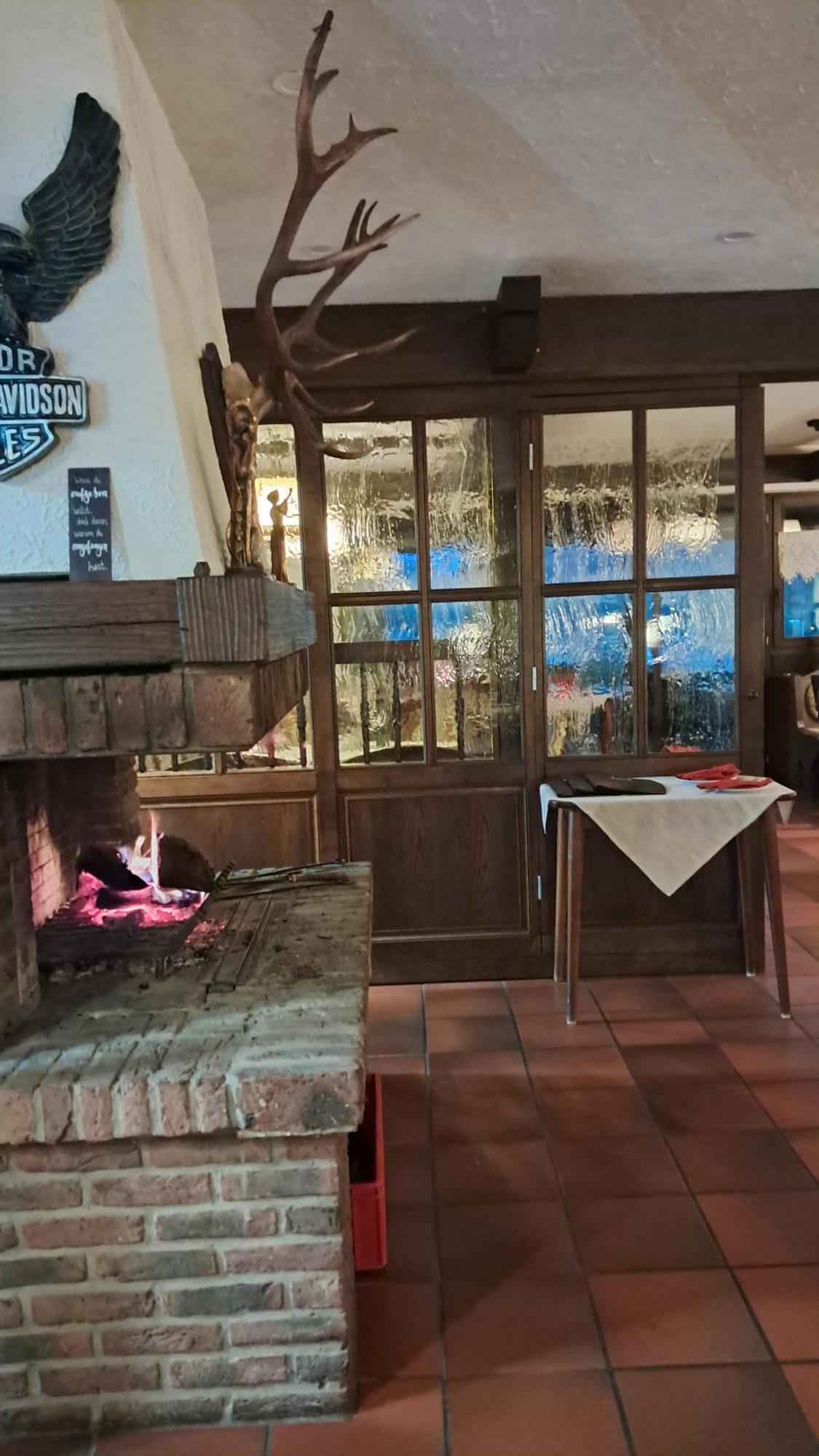 Hotel-Restaurant Tannenhof Ahrbruck Екстер'єр фото